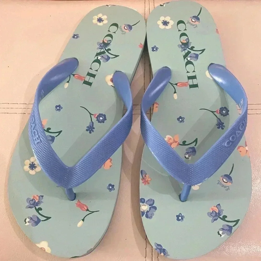 🌸Coach Zak Flip Flop 🩴 With Floral Print 🌼 Sz 8B